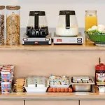 Ibis Budget Centre 2*