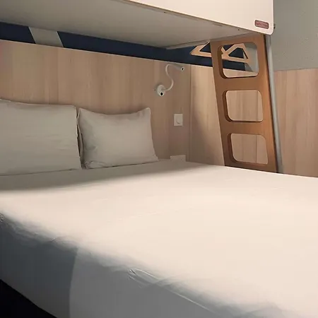 Hotel Ibis Budget Centre 2*