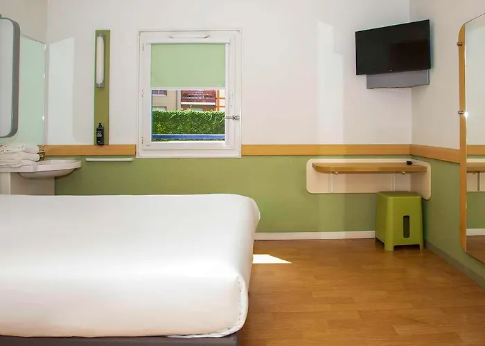 Ibis Budget Centre 2* הונפלר