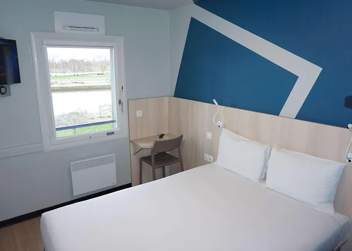 Ibis Budget Centre 2*